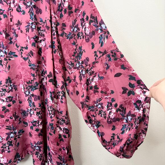 Torrid Size 5X Popover Top Blouse Pink Floral Peasant Georgette Career Bloomcore - Picture 3 of 12